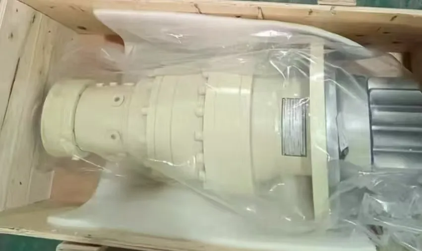 SLEWING  gearbox